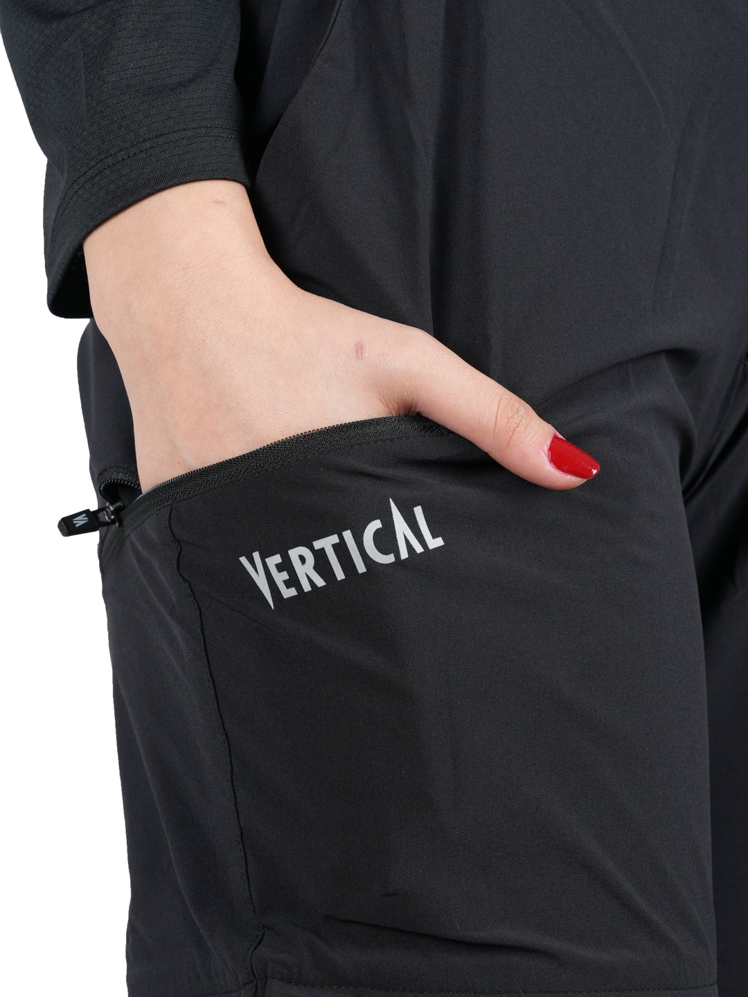 Pantalon Aubrac Vertical Femme – convertible en short via zip, tissu stretch 4 directions léger et respirant, idéal pour la randonnée et les activités outdoor