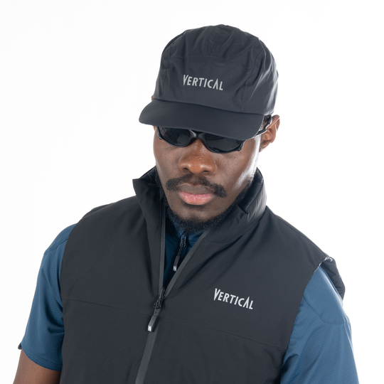 Casquette Alpine MP+ Vertical – imperméable et respirante avec membrane MP+ 20K/30K, idéale pour la randonnée et les activités outdoor en montagne