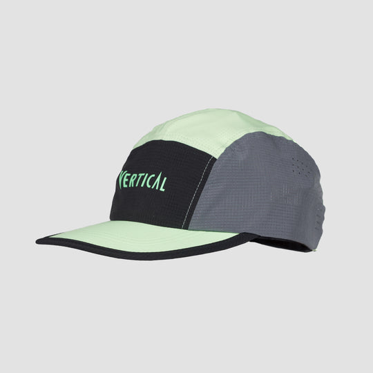 Casquette technique Vertical – légère et respirante avec ventilation active, idéale pour la randonnée et les activités outdoor en montagne