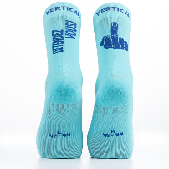 Découvrez les Détendez-vous Socks de Vertical : chaussettes confortables pour running et détente, offrant maintien et douceur pour toutes vos activités.