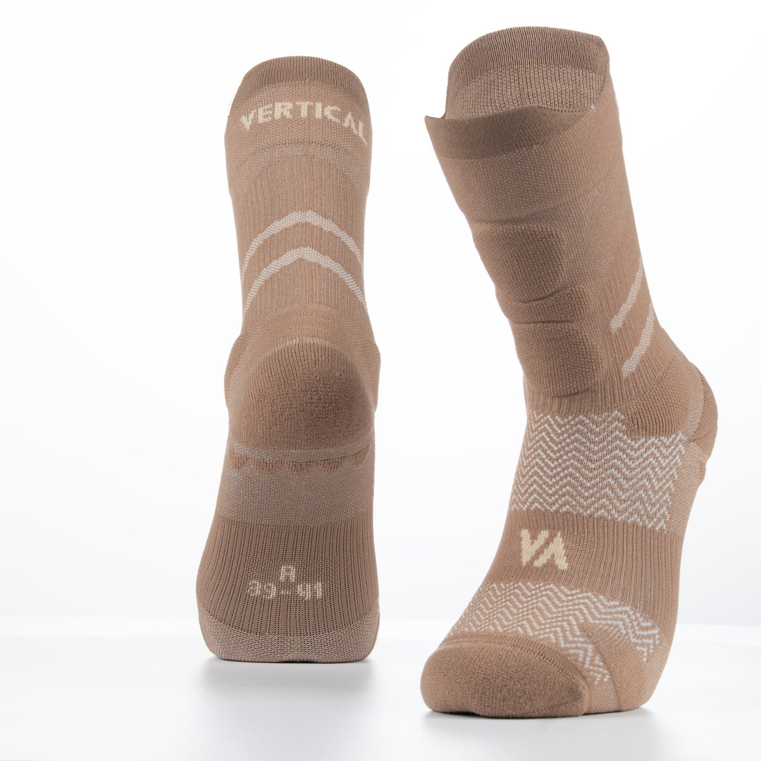 Découvrez les Explorer Trek Socks de Vertical : chaussettes trekking techniques, parfaites pour randonnée et outdoor. Confort et performance tout au long du trek.