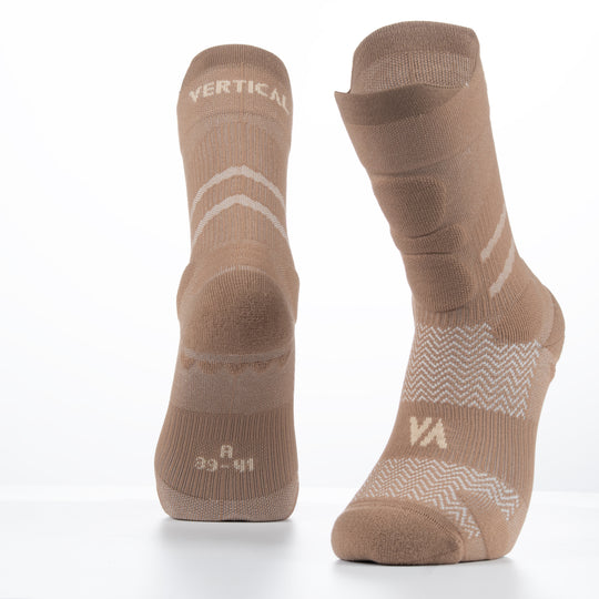 Découvrez les Explorer Trek Socks de Vertical : chaussettes trekking techniques, parfaites pour randonnée et outdoor. Confort et performance tout au long du trek.