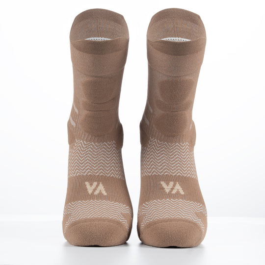Découvrez les Explorer Trek Socks de Vertical : chaussettes trekking techniques, parfaites pour randonnée et outdoor. Confort et performance tout au long du trek.