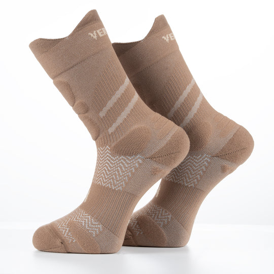 Découvrez les Explorer Trek Socks de Vertical : chaussettes trekking techniques, parfaites pour randonnée et outdoor. Confort et performance tout au long du trek.