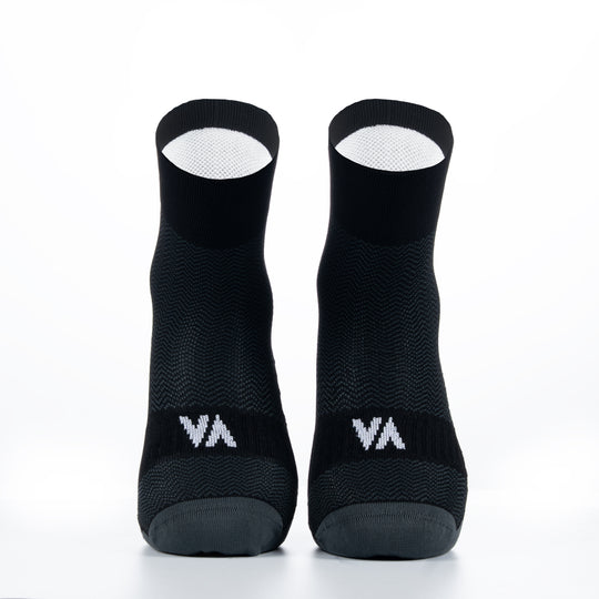 Découvrez les High Double Layer Socks de Vertical : chaussettes randonnée hautes, double couche pour confort et performance, idéales pour outdoor.
