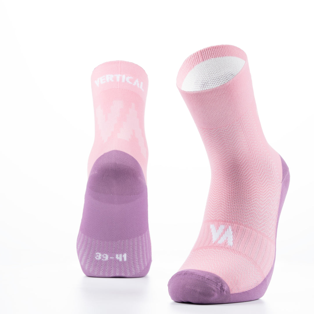 Découvrez les High Double Layer Socks de Vertical : chaussettes randonnée hautes, double couche pour confort et performance, idéales pour outdoor.