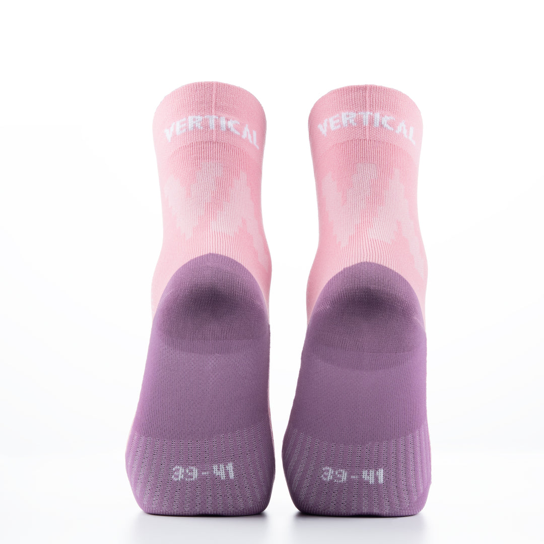 Découvrez les High Double Layer Socks de Vertical : chaussettes randonnée hautes, double couche pour confort et performance, idéales pour outdoor.