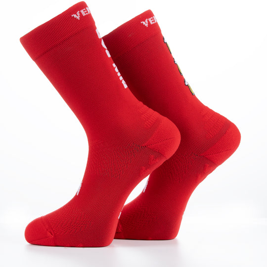 Découvrez les Run for Beer Socks de Vertical : chaussettes fun et originales, parfaites pour running ou comme cadeau unique pour sportifs et amateurs de bière.