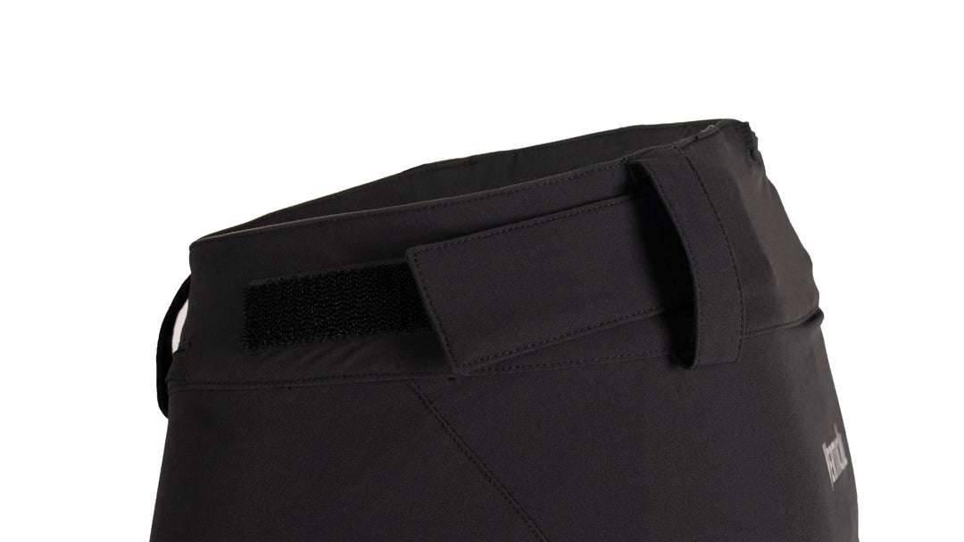 Vertical Mountain Windy Ultra MP+ : Pantalon de ski de rando et alpinisme imperméable 15K/15K. Ultra-léger, stretch et respirant pour vos aventures hivernales.