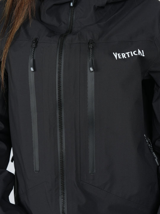 Veste Windy MP+ Vertical Femme – imperméable membrane MP+ 3 couches nylon recyclé 20K/20K, coutures thermosoudées et capuche réglable, idéale pour la randonnée et le ski