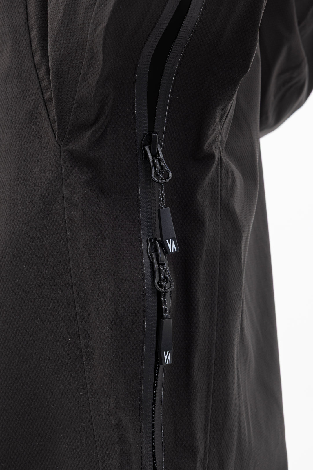 Veste Windy MP+ - vue arrière avec matières recyclées sans PFC/PTFE et construction ergonomique