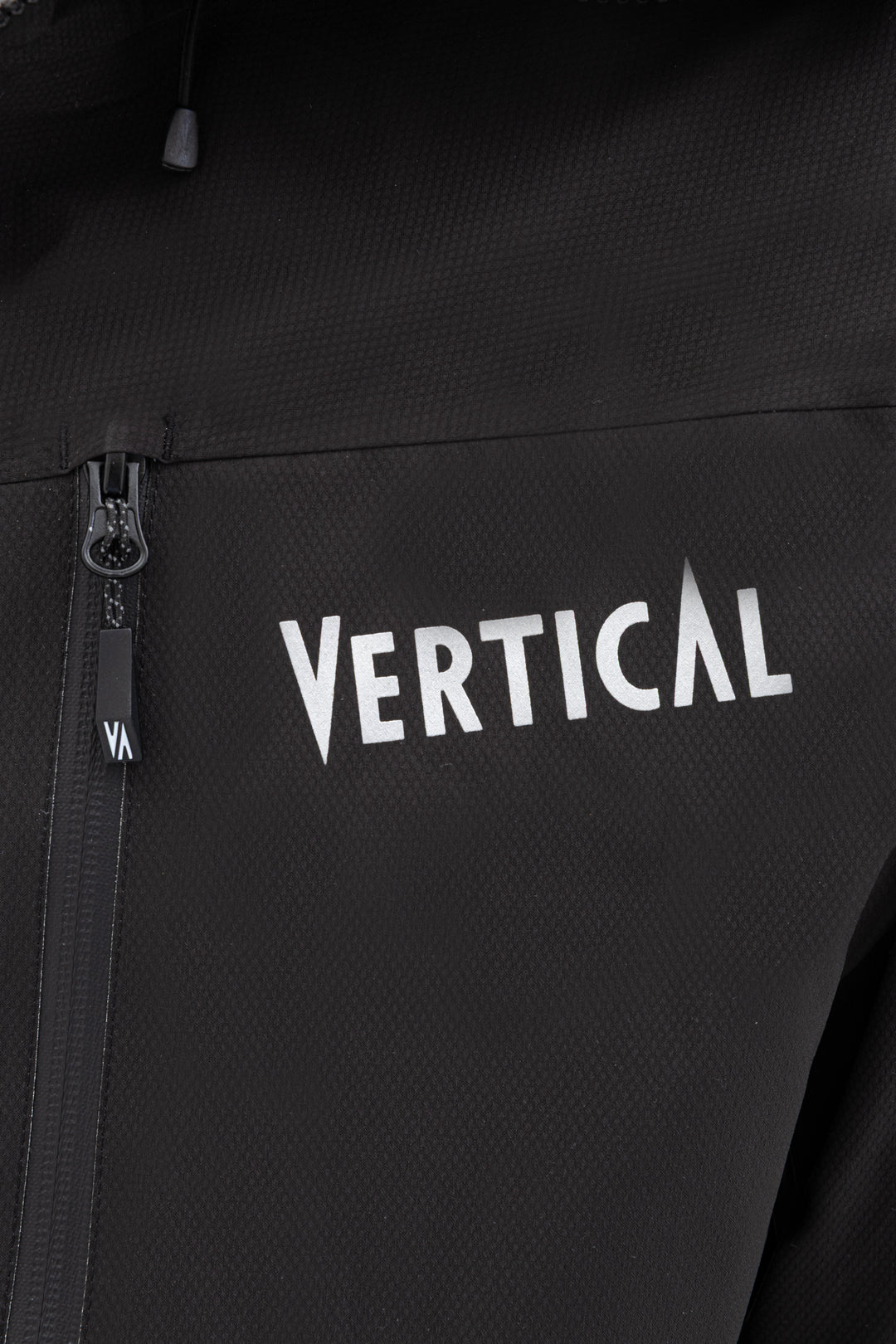 Veste outdoor Windy MP+ - vue de profil avec coutures thermosoudées étanches