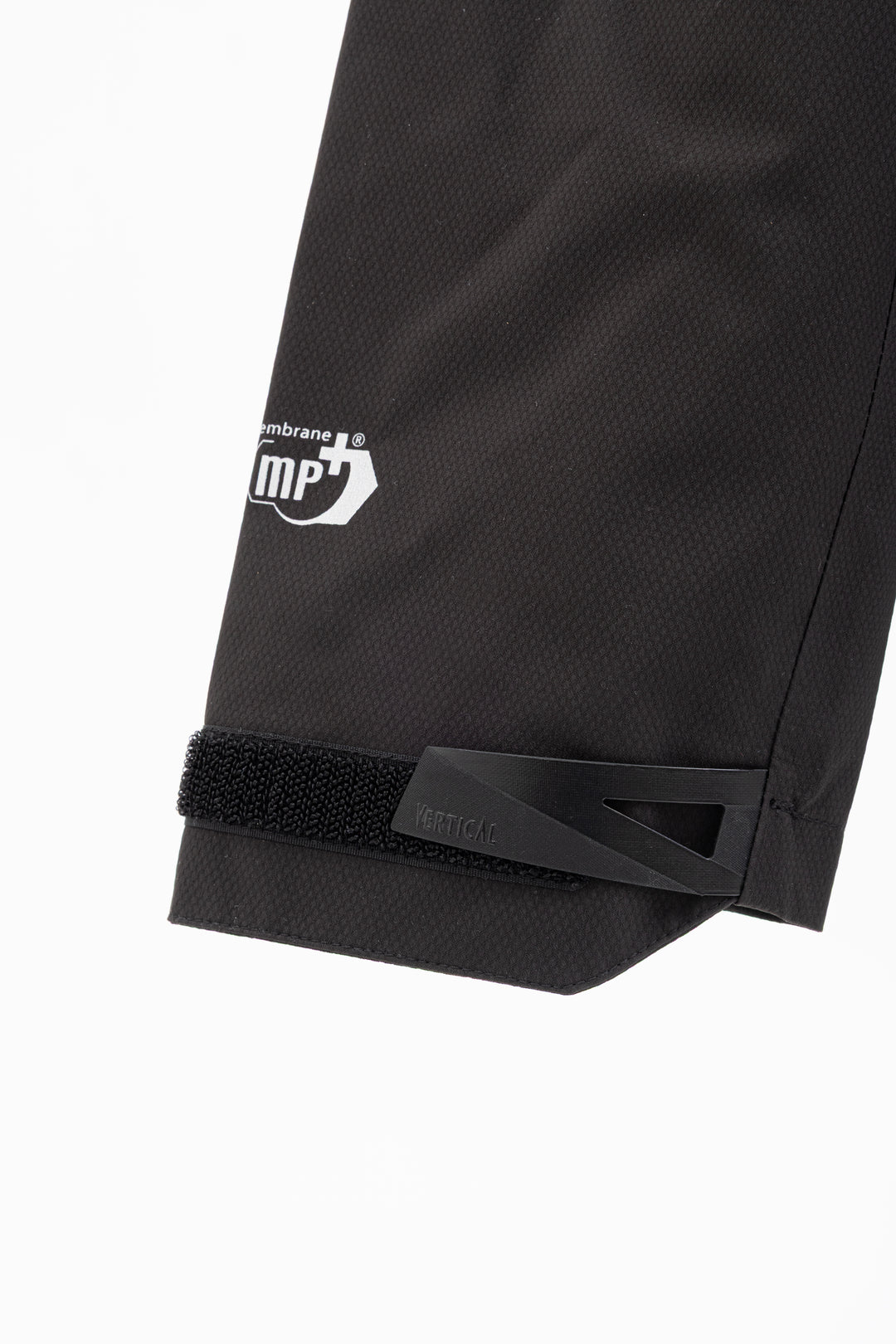 Windy MP+ veste respirante homme - détail des poignets avec ajustements et fermetures imperméables