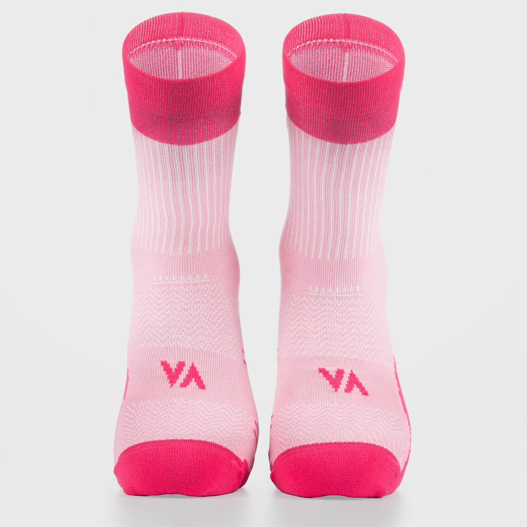 Chaussettes Verderby Vertical – design minimaliste élégant, fils techniques respirants, renforts voûte plantaire et cheville, idéales pour la course et la marche