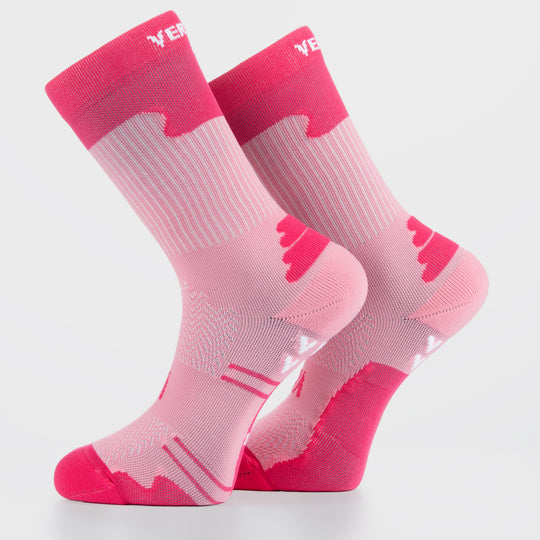 Chaussettes Verderby Vertical – design minimaliste élégant, fils techniques respirants, renforts voûte plantaire et cheville, idéales pour la course et la marche