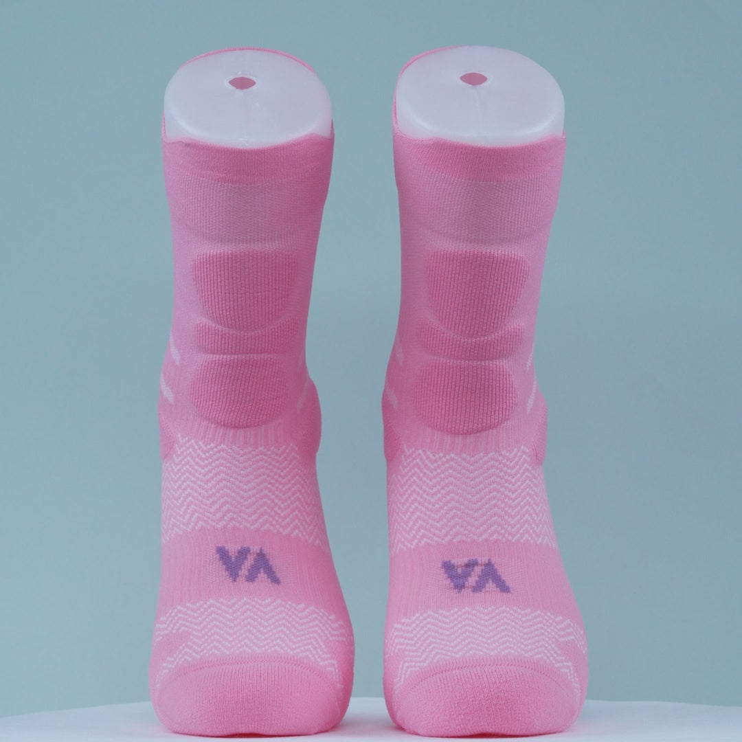 Découvrez les Explorer Trek Socks de Vertical : chaussettes trekking techniques, parfaites pour randonnée et outdoor. Confort et performance tout au long du trek.