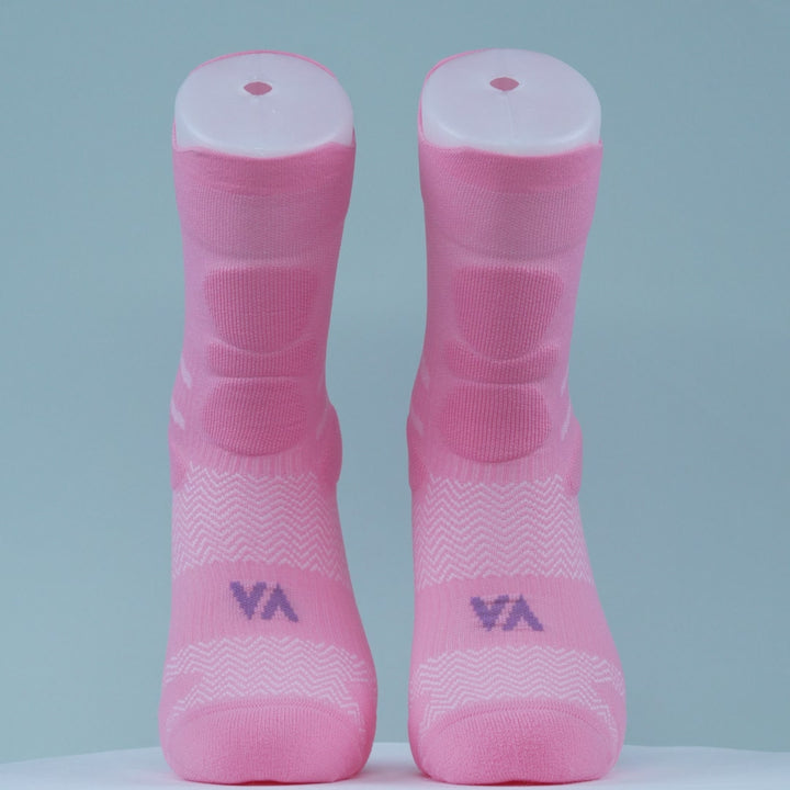 Découvrez les Explorer Trek Socks de Vertical : chaussettes trekking techniques, parfaites pour randonnée et outdoor. Confort et performance tout au long du trek.