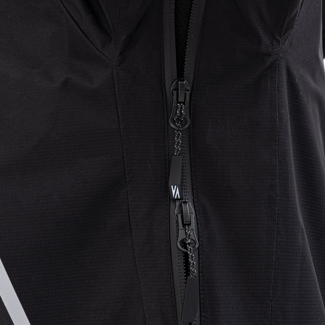 Veste outdoor Windy Spirit MP+ - vue de profil avec ceinture pare-neige amovible